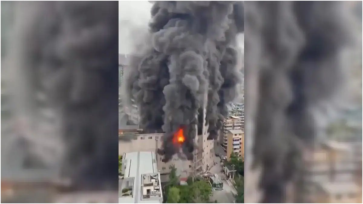 16 Dead After Fire In China Shopping Mall - | Photo: X 